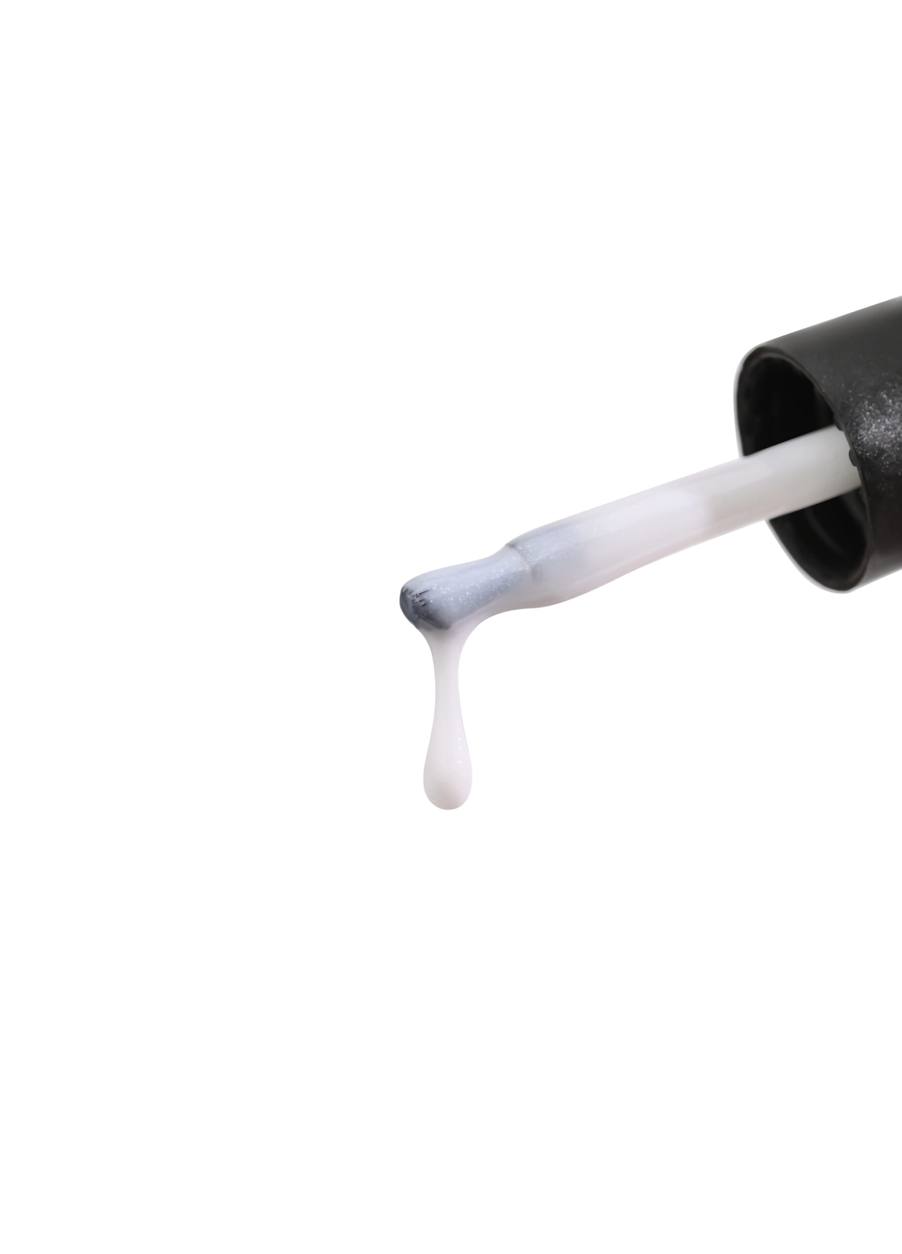 Photo 21-11-2025, 12 32 52 balta baze